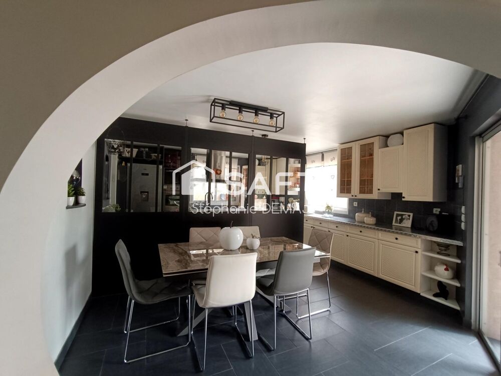 MAISON DE CARACTERE - PISCINE-2 GARAGES-ATELIER