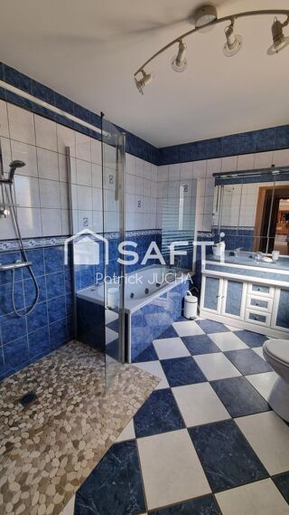  Maison � vendre 10 pi�ces 274 m�