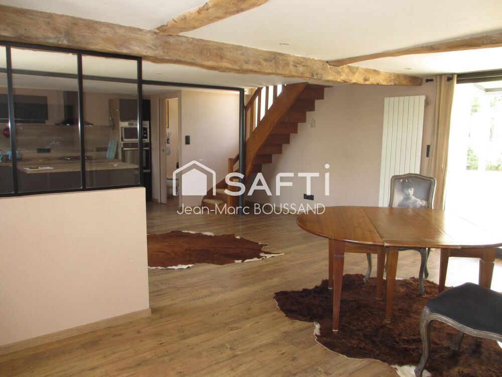 � vendre  Maison Saint-Pierre-le-Vieux (71520)