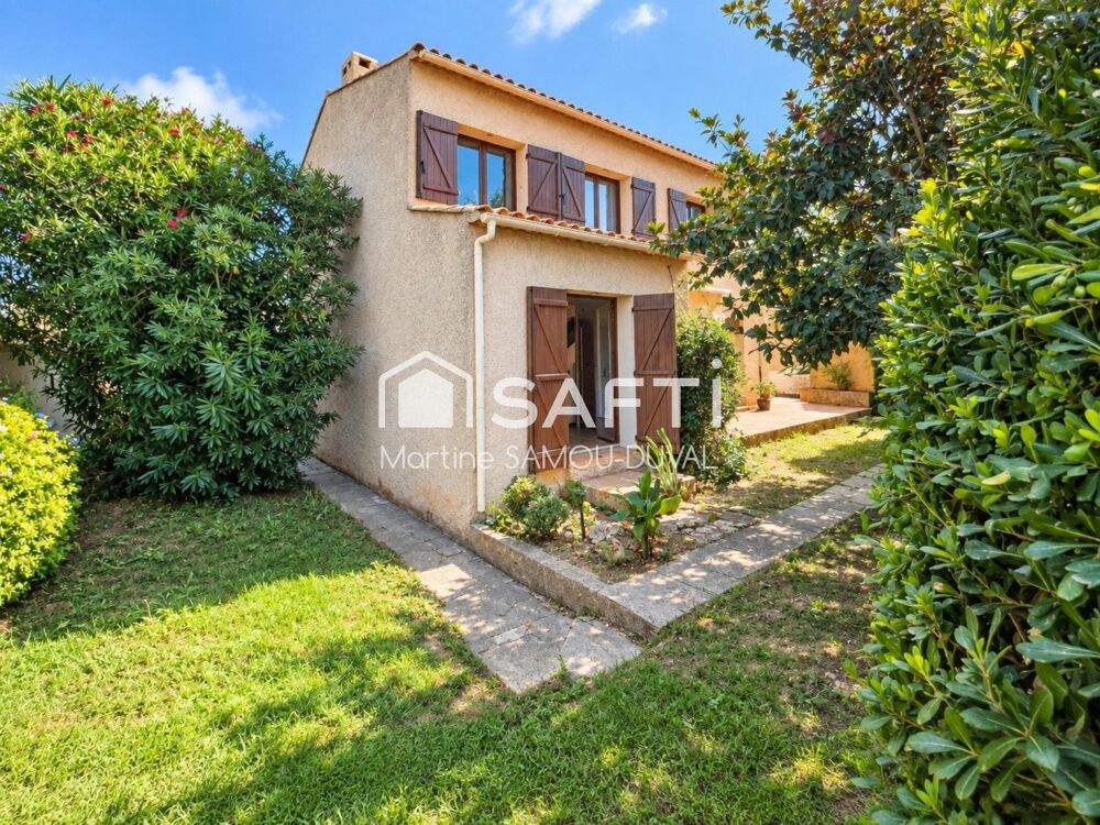 Vente Maison Maison familiale de 152m2 sur un terrain 580m2, beaux volumes et fort potentiel Six-fours-les-plages