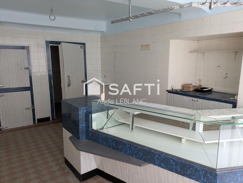 Vente Immeuble Ancien commerce avec appartement. Différentes entrées Loudun