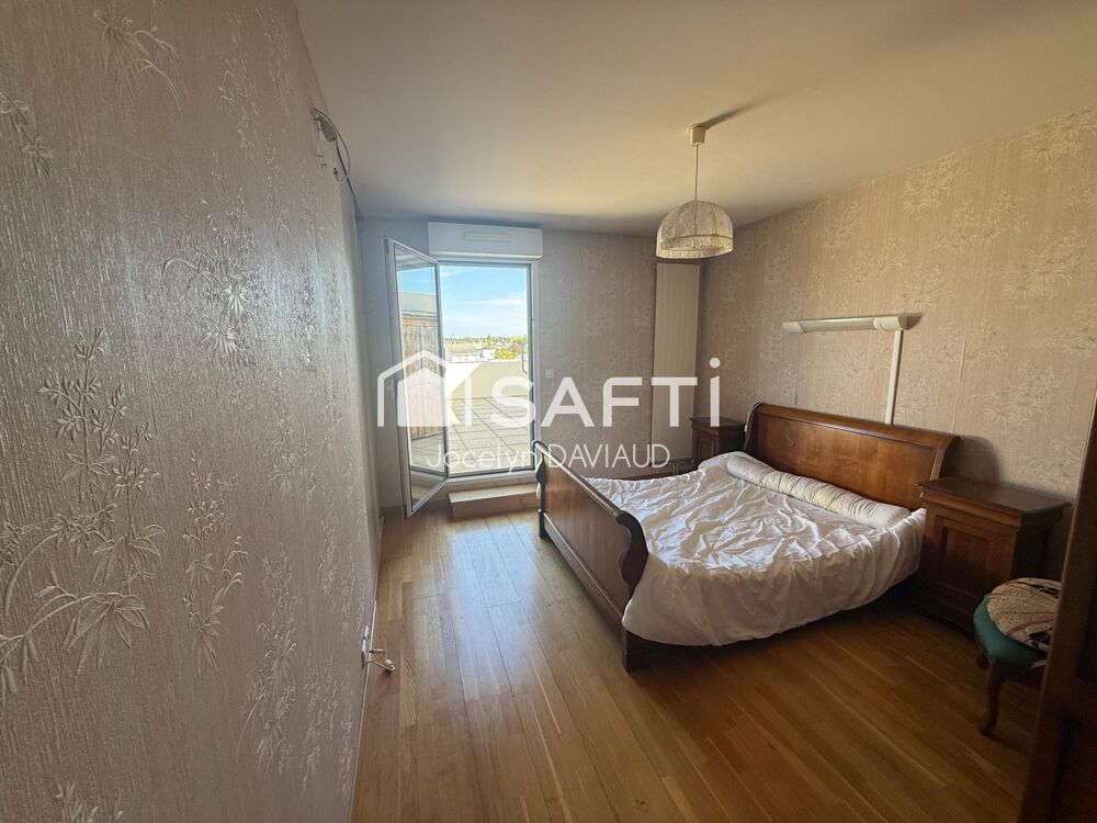 Vente Appartement ST BARTHELEMY D'ANJOU, Centre ville, au 3° et dernier étage, T3 de 78 m2 avec terrasse de 30 m2 Saint-barthelemy-d'anjou