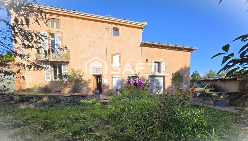 Maison 8 pièces de 218m² sur un terrain de 555m²