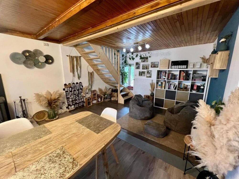Vente Maison Le charme de la campagne, le confort du moderne. Lays-sur-le-doubs