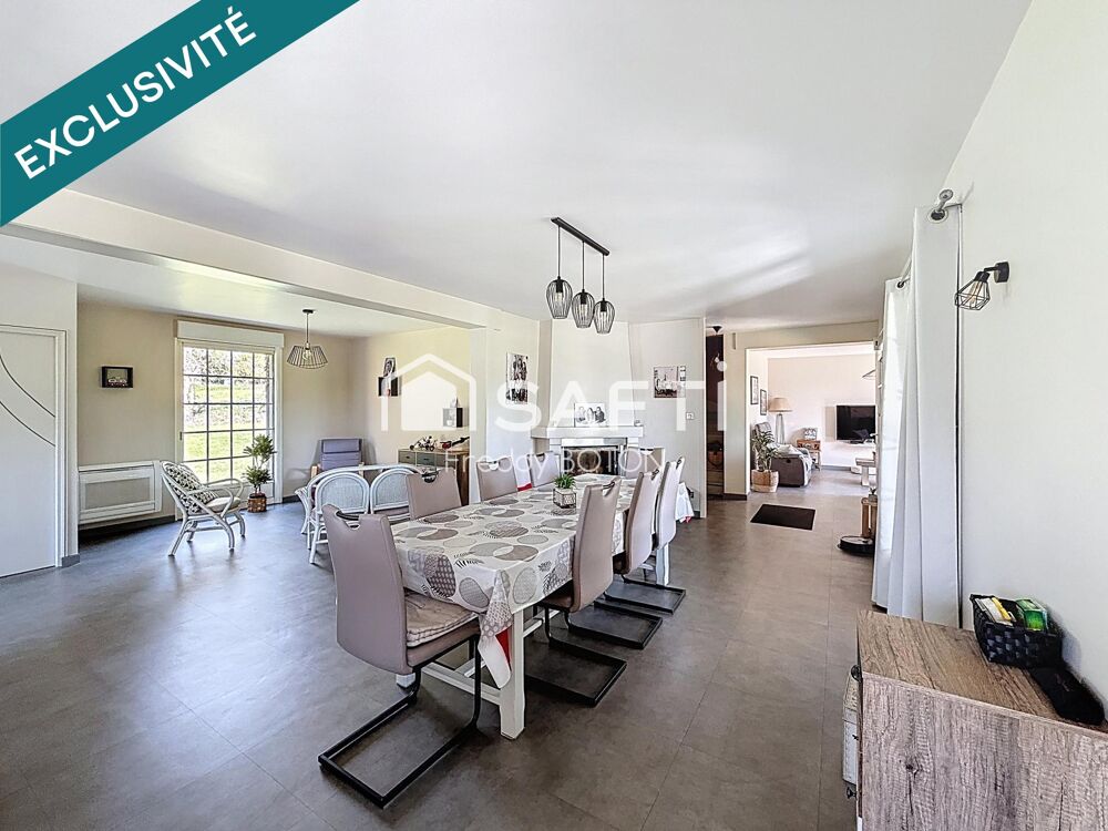 Vente Maison Volumes, dépendances et revenus solaires : une propriété aux multiples possibilités sur plus de 5 700 m². Courlay
