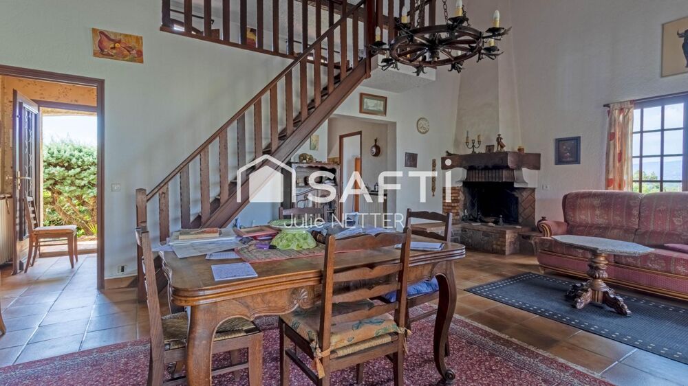 Vente Maison Maison à rénover avec beau potentiel, garage et grand sous-sol Roquebrune-sur-argens