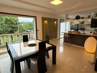  Maison � vendre 7 pi�ces 165 m�