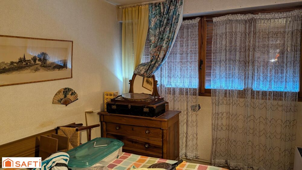 Vente Appartement Appartement  T3  avec cave et place de parking Sens