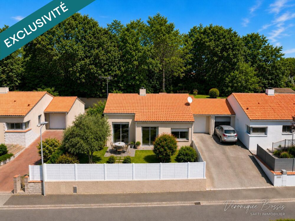 À deux pas du coeur de Dompierre-sur-Yon, la maison de plain-pied où il fait bon vivre