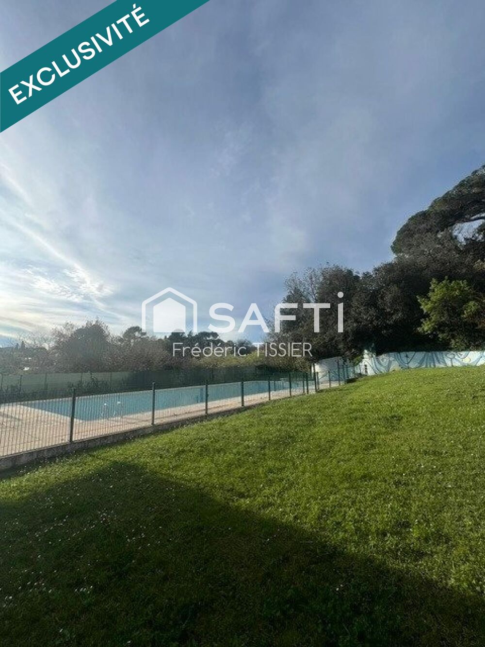 Cannes-La-Bocca- Grand 5 pièces de 100 m2 avec parking