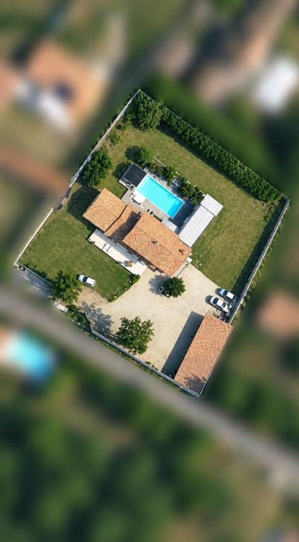 Propriété haut de gamme, piscine, jacuzzi, studio, grand garage