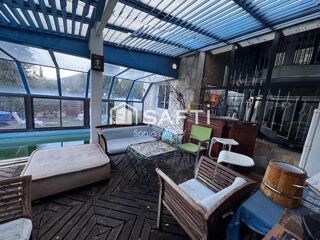  Maison � vendre 8 pi�ces 304 m�