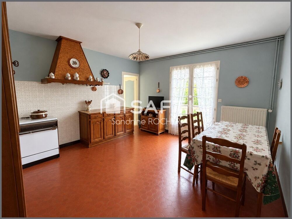 Vente Maison Maison de plain-pied avec terrain arboré et dépendance Mareuil en perigord