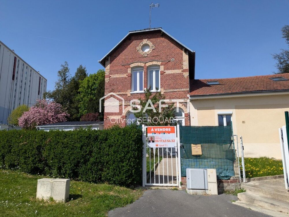À VENDRE  Maison entièrement rénovée de 105 m² avec jardin et garage