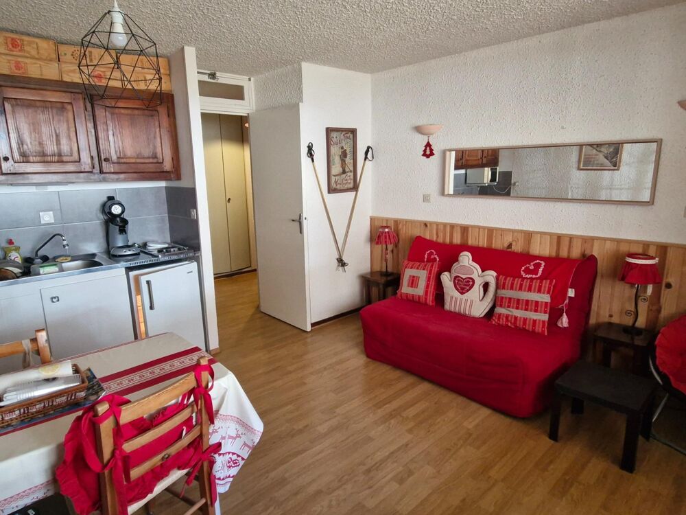 Appartement situé à Praloup 1600 proche pistes de ski et commerce