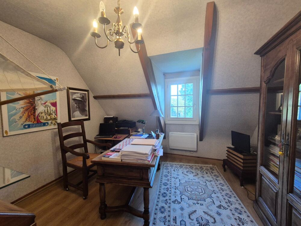 Léquilibre parfait entre nature et accessibilité, disposant d'un parc de 3193 m²