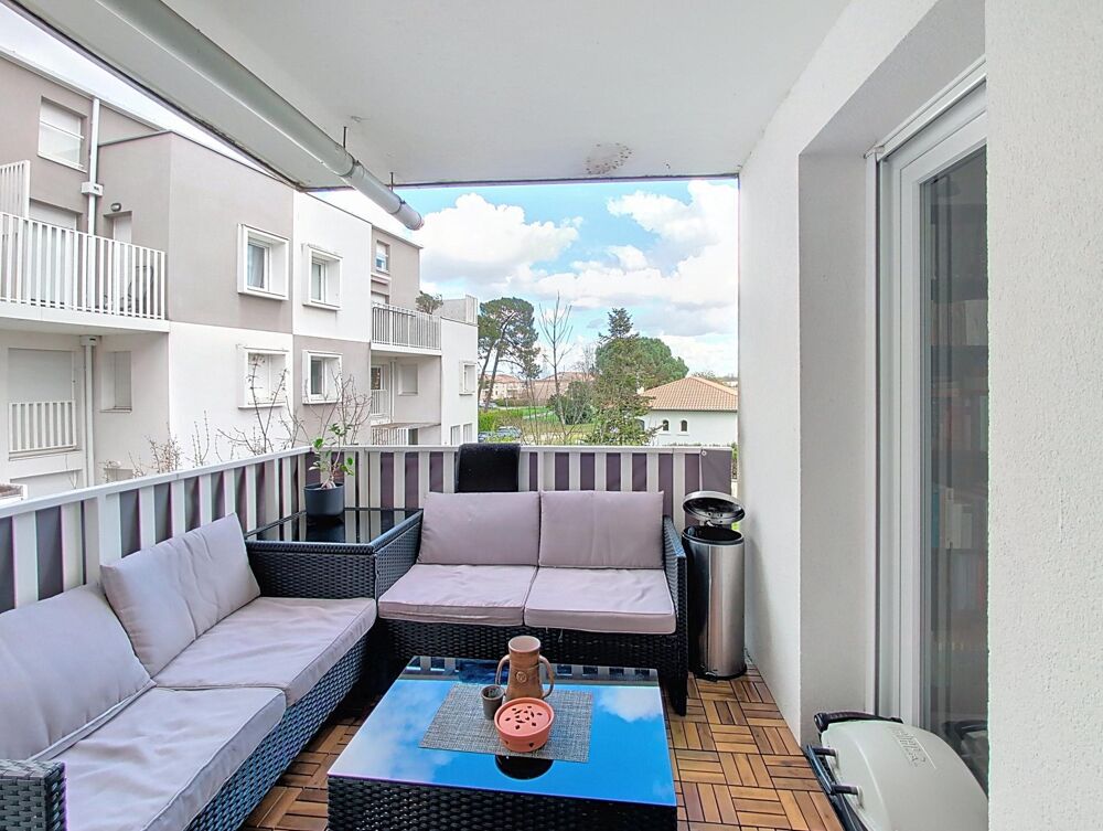 Vente Appartement Grand T2 à Eysines, avec place de parking et terrasse Eysines