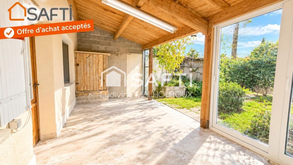 Maison à rénover à Roullet Saint-Estèphe  Opportunité Investisseur