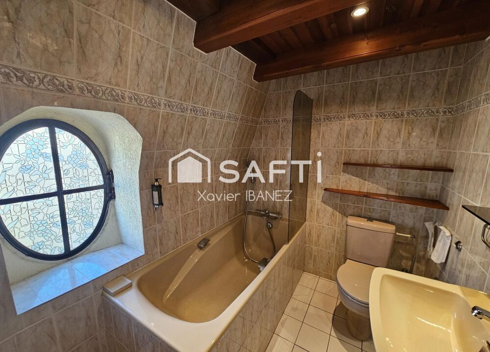 � vendre  Propri�t�/ch�teau Saint-Alban-sur-Limagnole (48120)