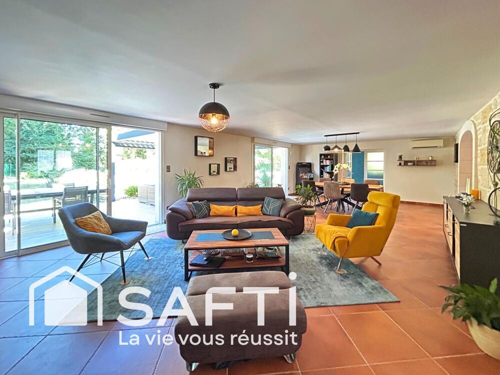 Vente Maison Maison de 223m² - 8 pièces - Piscine - Garage Vayres