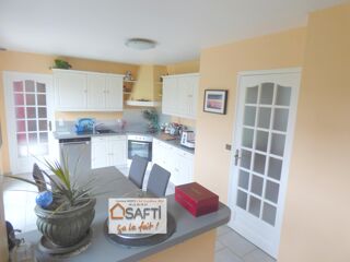  Maison  vendre 7 pices 146 m