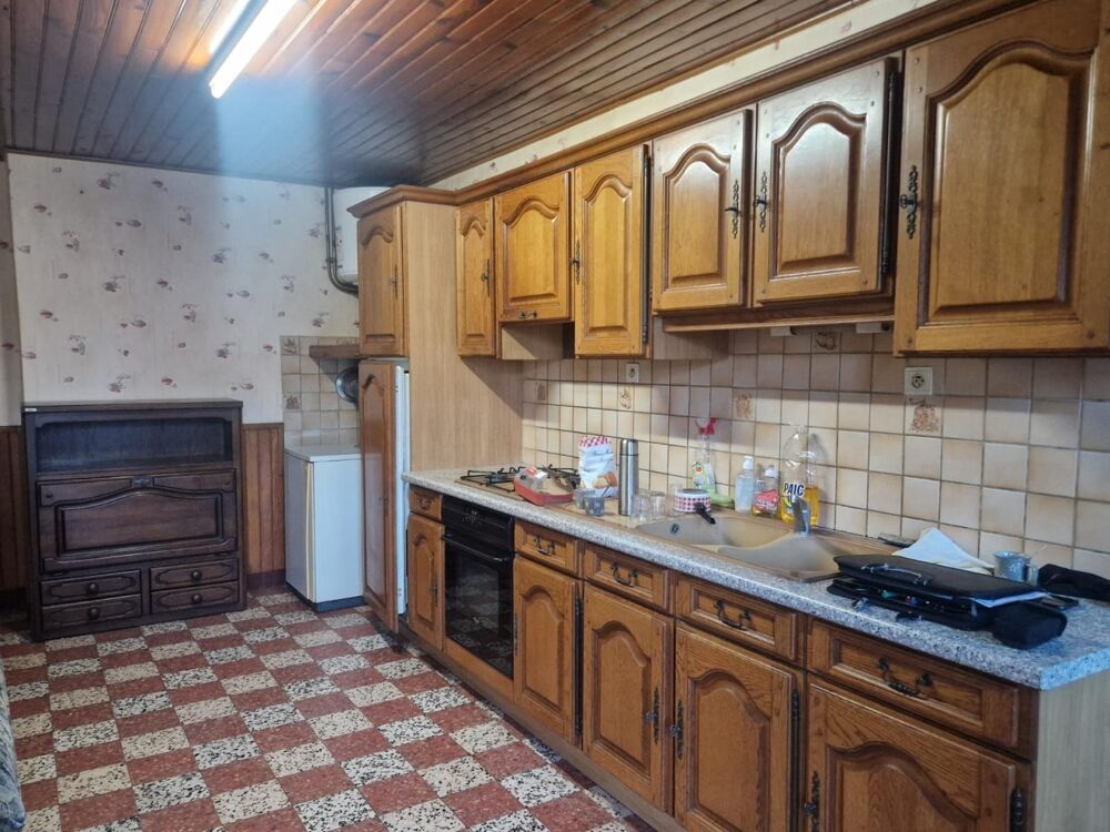 Maison de bourg. Garage et terrain non attenant