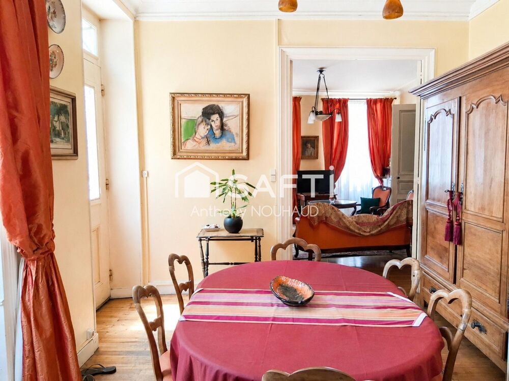 Vente Maison Authentique maison de maître au coeur de COGNAC, avec jardin et dépendance. Cognac
