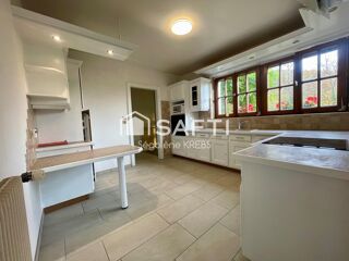  Maison  vendre 8 pices 197 m