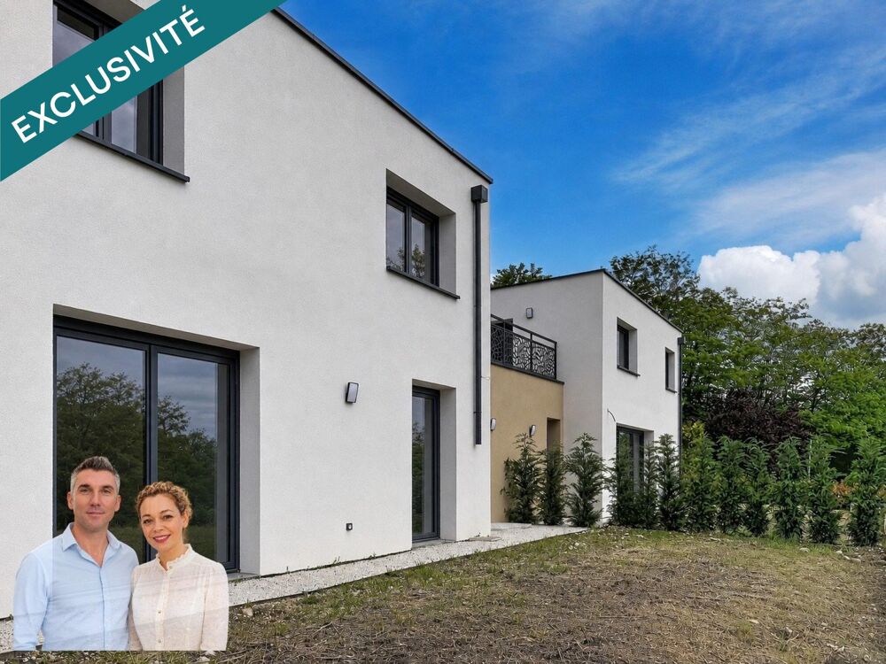 Maison contemporaine avec vue dégagée
