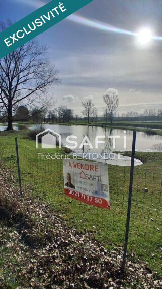  Terrain � vendre 36771 m� Saint-medard-de-guizieres