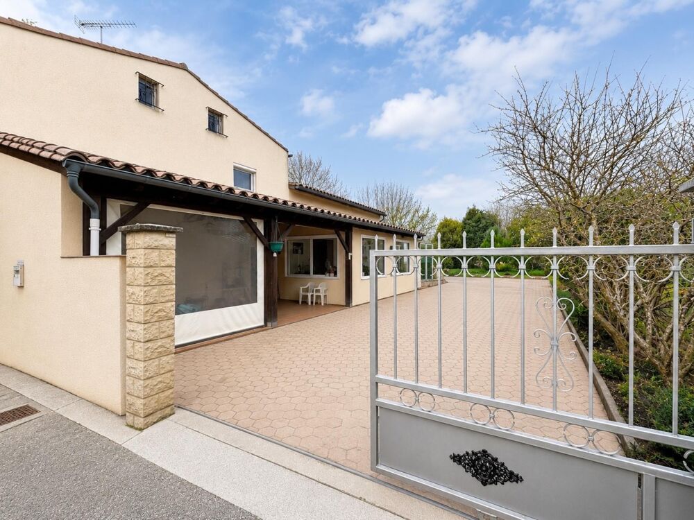 Maison de village 155 m²  Jardin 575 m²