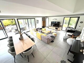  Maison à vendre 9 pièces 265 m²