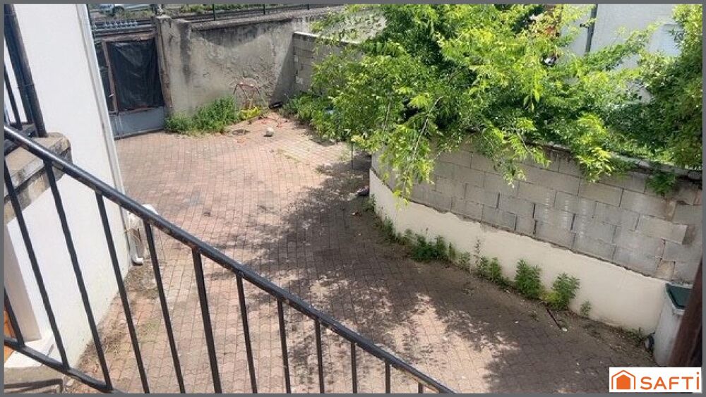 Location Appartement T2 DUPLEX MEUBLE Venissieux