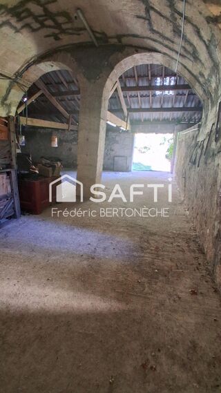  Maison  vendre 7 pices 250 m