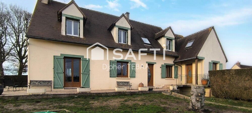 Maison 7 pièces 187 m² · à Coulonges-les-Sablons · 187 m² · 257 000 €