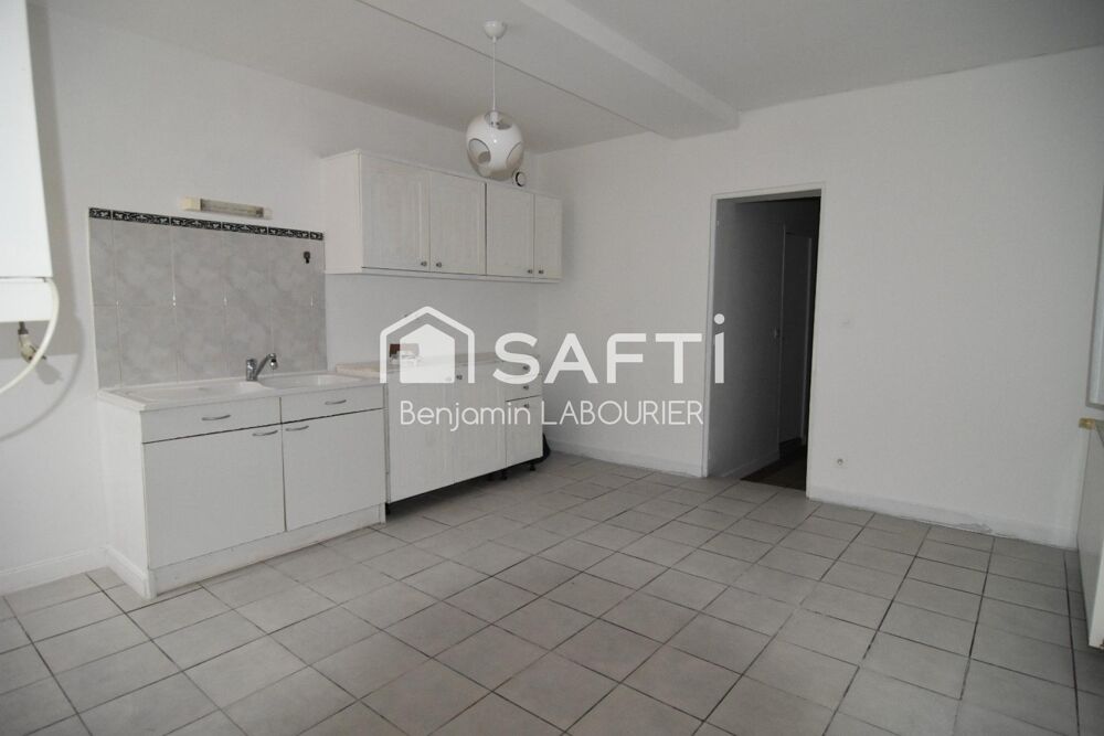Location Appartement T2 en duplex avec parking et accès cave Saint-florentin
