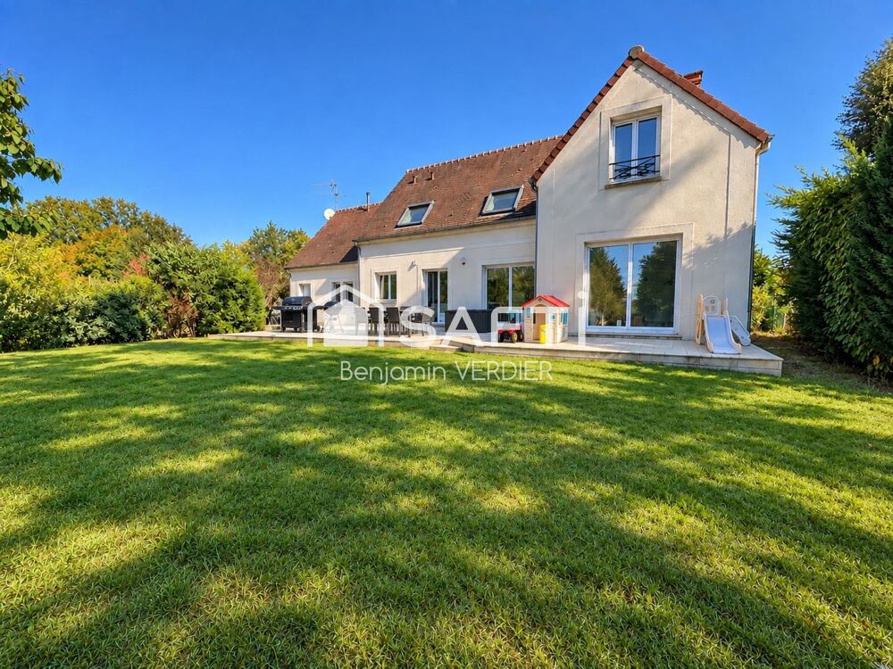 Vente Maison Maison familiale 5 chambres – terrain 2 433 m² La celle-sur-morin