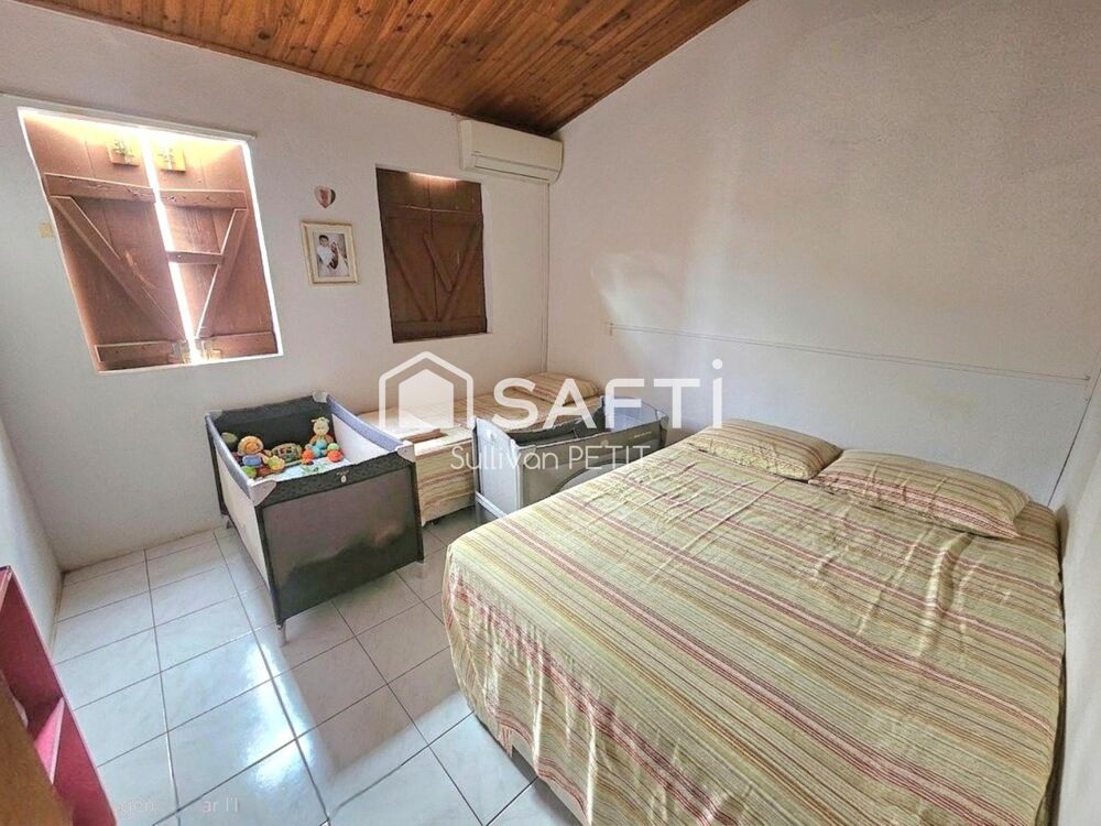 Vente Maison Maison de plain-pied climatisée avec 3 chambres et terrasse, proche de toutes commodités à Saint-Pierre Saint-pierre