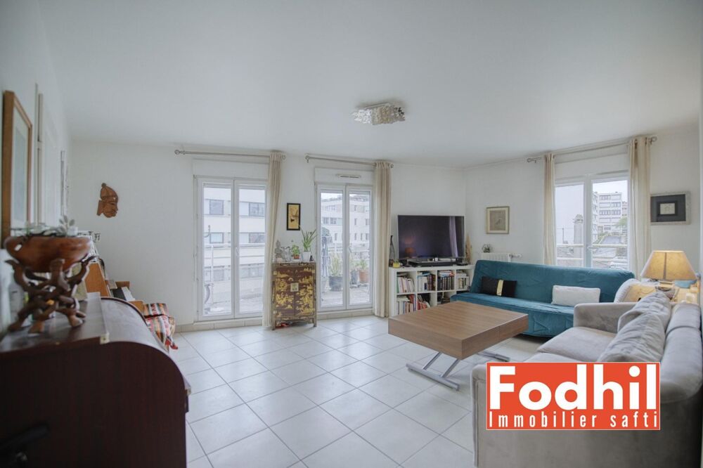 Appartement 3 pièces de 64m²- au 3éme sans vis à vis- Balcon et Parking.