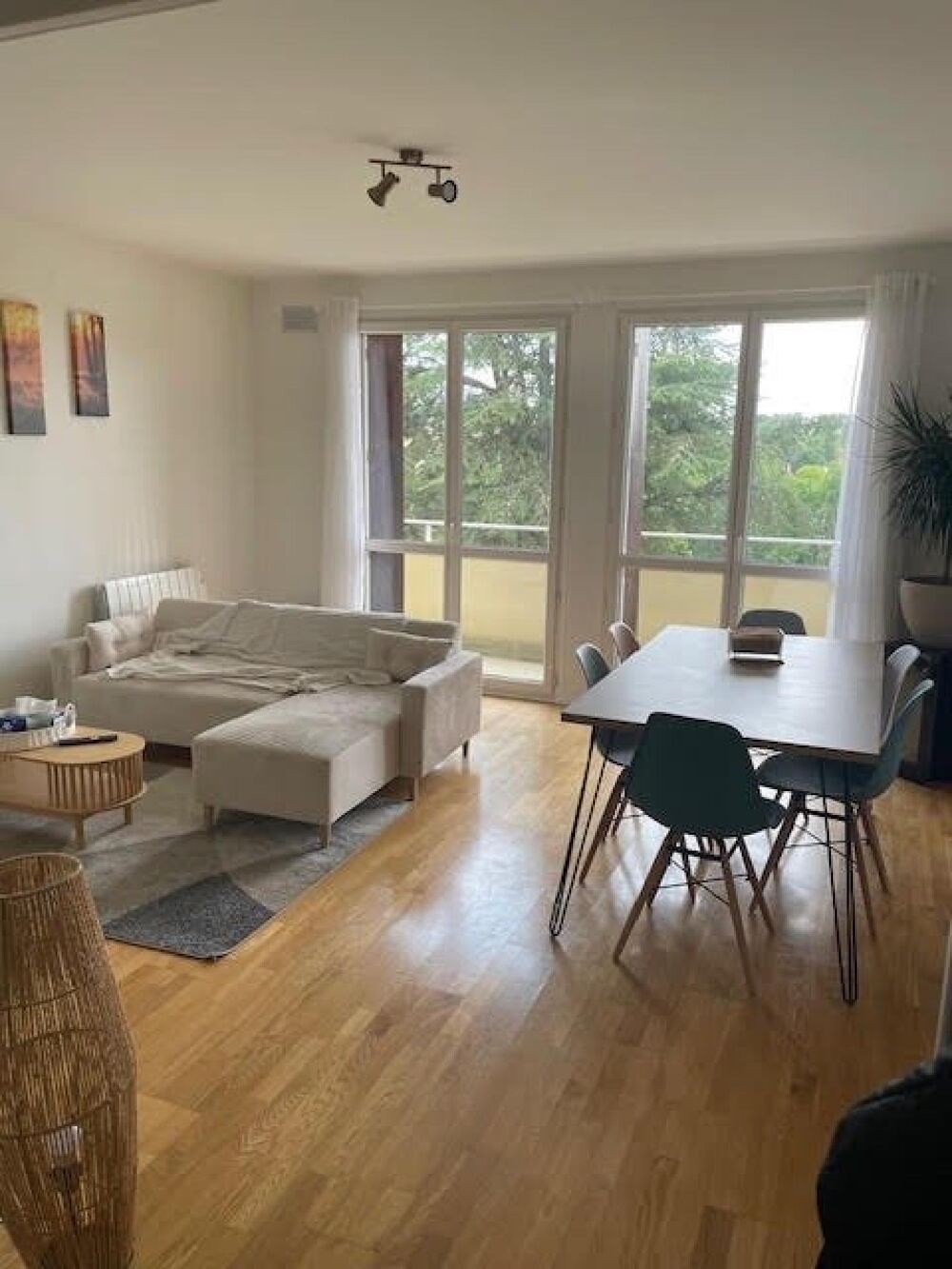 Appartement avec balcon et sans travaux
