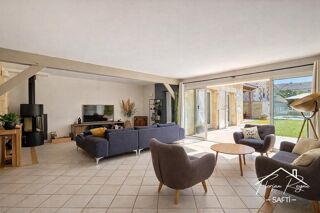  Maison à vendre 8 pièces 234 m²