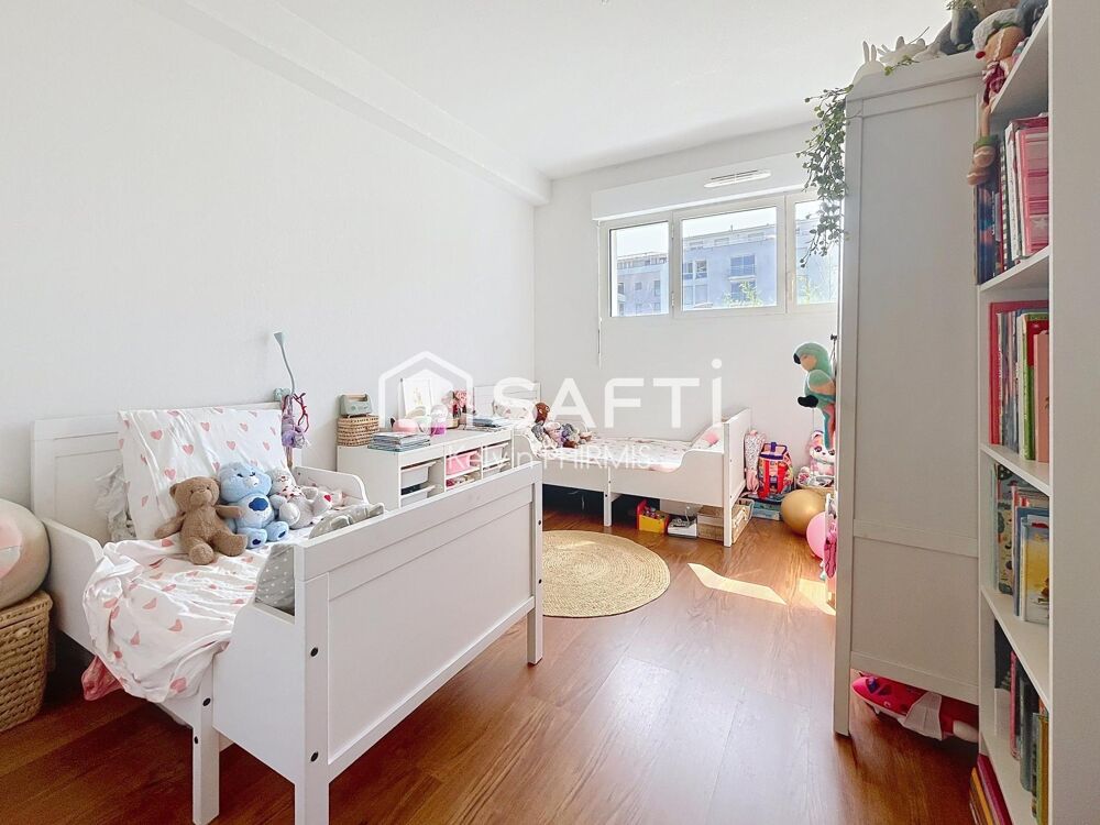 Vente Appartement BORDEAUX Bastide - Appartement 4 pièces 93 m² - Parking en sous-sol Bordeaux