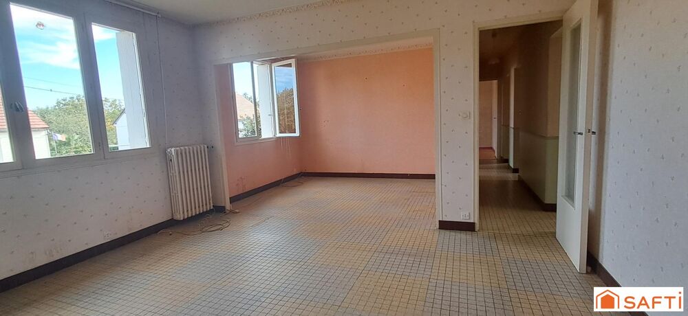 Vente Maison pavillon 4 chambres et sous sol complet / 500m² La ferte-mace