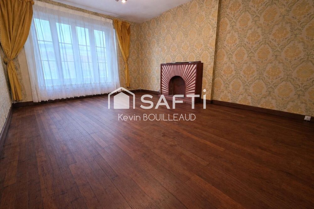 Vente Maison Maison de 125 m² en centre-ville à rafraîchir Parthenay