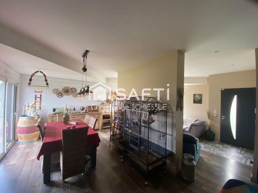 Vente Maison Maison PMR de plain-pied T5 de 125 m2 sur 11 ares 68 Joncherey
