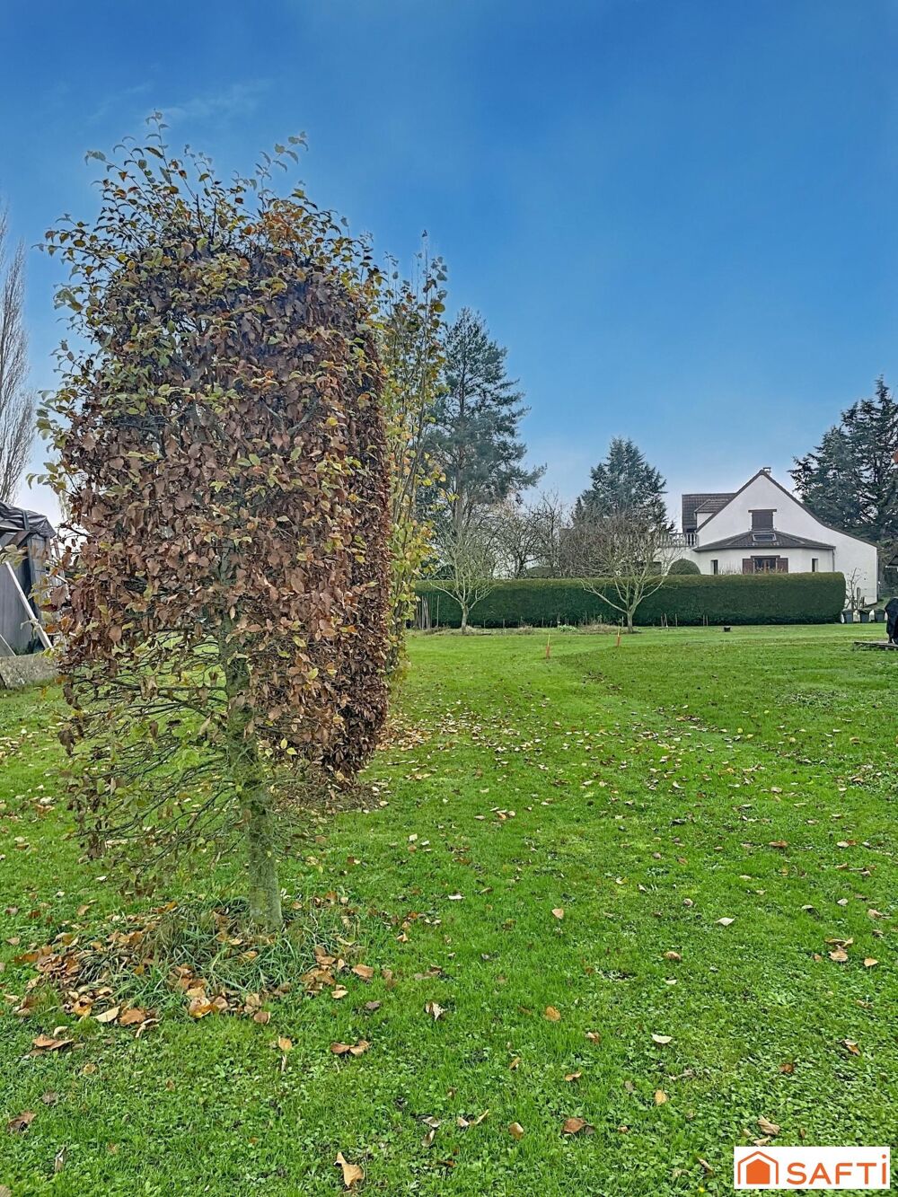 Vente Terrain Terrain 701 m2 - en partie viabilisé - proche écoles, gare RER C - gare routière Saint-maurice-montcouronne