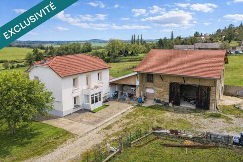   Propri�t� rare avec deux maisons et 1,7 hectare de terrain Maison - 5 pi�ce(s) - 325 m�