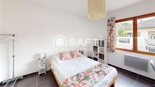  Immeuble  vendre 210 m