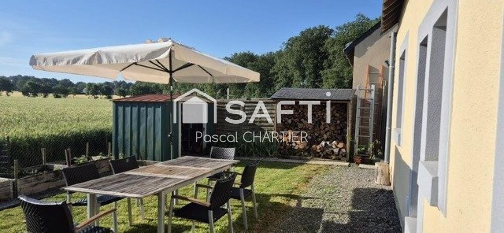EXCLUSIVITE SAFTI. Situation idéale pour cette maison de ville à Bécon Les Granits.