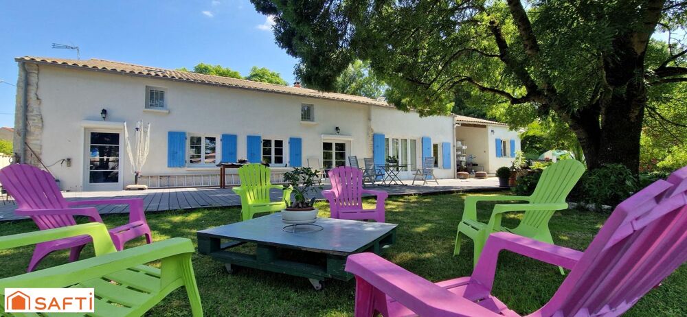Vente Maison Maison charentaise alliant le charme à l'authenticité Vouhe